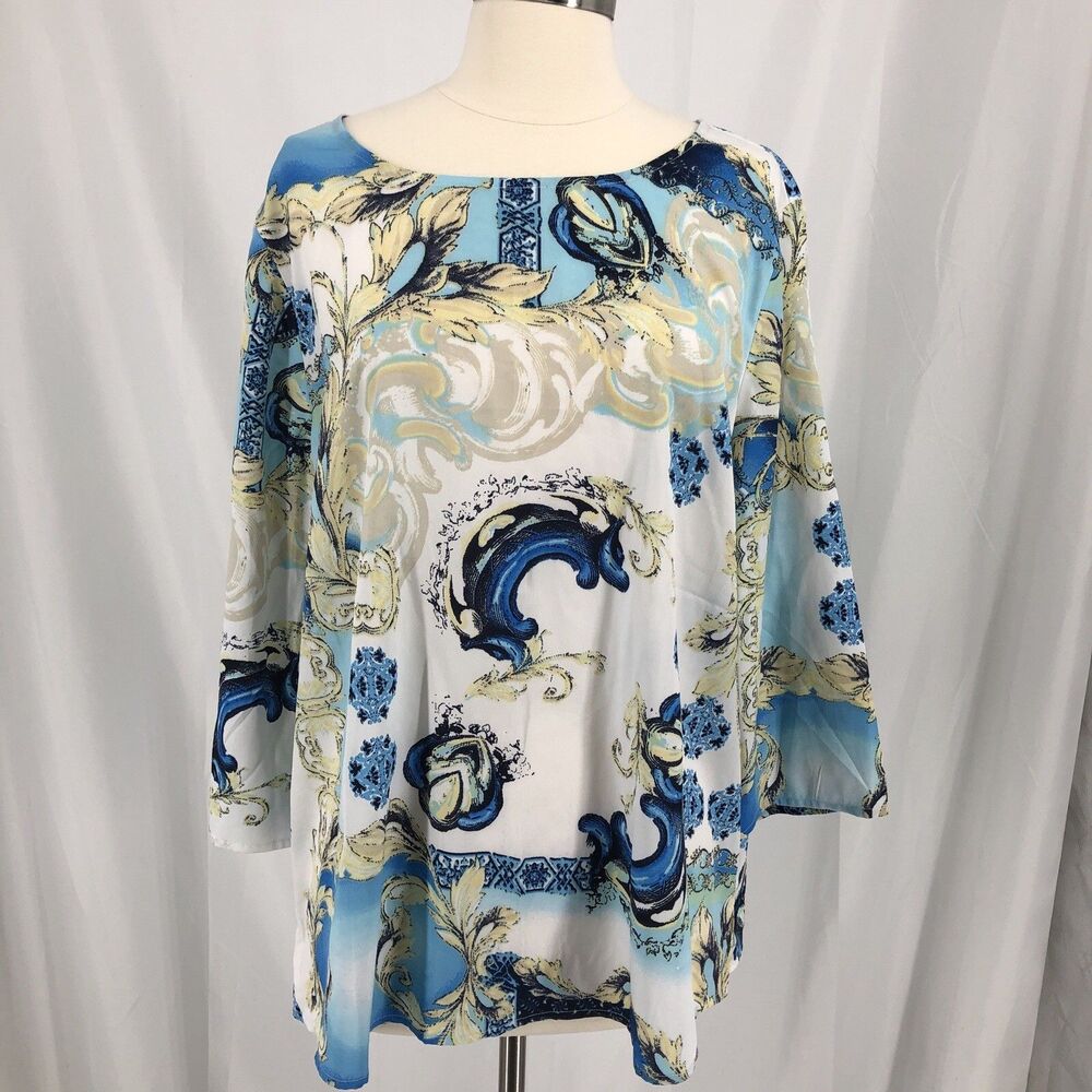 Chico's Blue Cream Top Floral Print 3/4 Sleeves, Round Neck 3